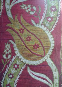 Фрагмент турецкой (османской) ткани с мотивом тюльпана