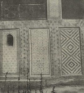 Деталь майоликовой облицовки дворца Таш-Хоули в Хиве