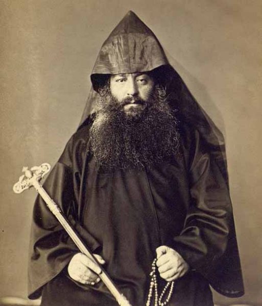 Армянский епископ. Фото 2-ой половины XIX в.