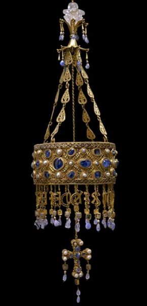 Вотивная корона вестготского короля Рецесвинта (649-672 гг.). Из клада близ Толедо