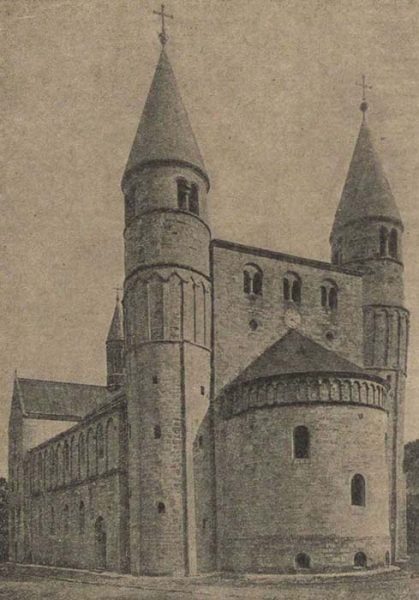 Наружный вид церкви св. Сириака в Гернроде (XI-XII вв.)